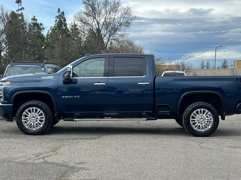 Used 2022 Chevrolet Silverado 3500 High Country w/ Z71 Off-Road Package image 7