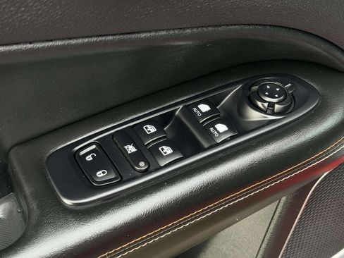 Used 2019 Jeep Compass Latitude image 10