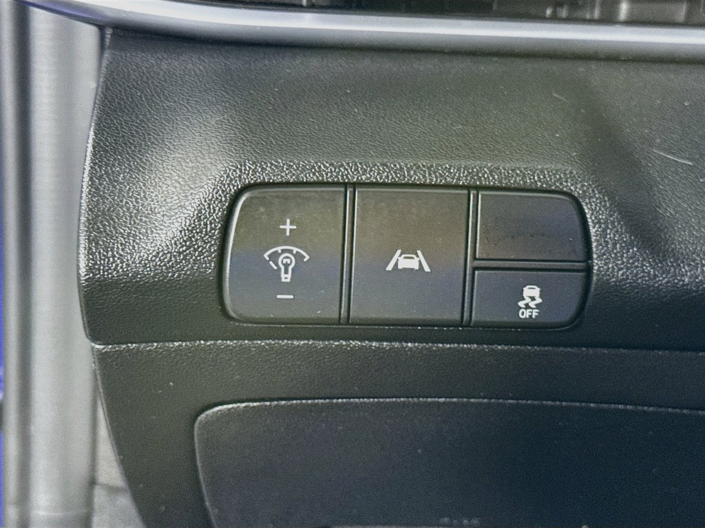 Certified 2023 Hyundai Elantra SEL w/ Convenience Package FWD image 19