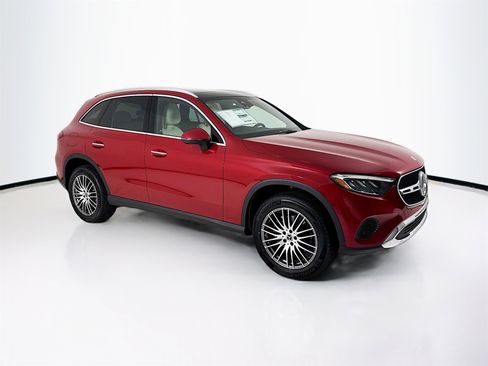 New 2026 Mercedes-Benz GLC 300 image 1