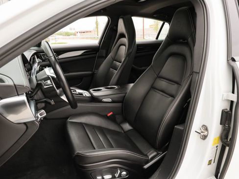 Used 2020 Porsche Panamera Edition image 14