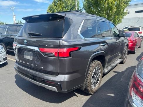 Used 2023 Toyota Sequoia Limited w/ Tow Technology Package AWD/4WD image 2