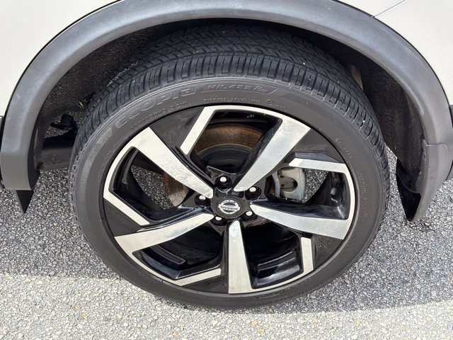 Used 2022 Nissan Rogue Sport SL FWD image 16