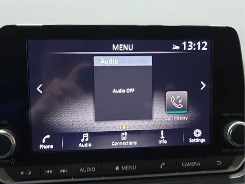 Used 2025 Nissan Rogue SV FWD image 18