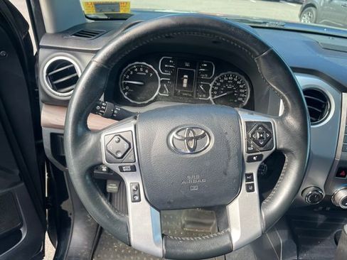 Used 2020 Toyota Tundra Limited w/ Limited Premium Package AWD/4WD image 17