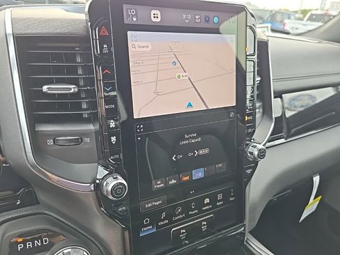 New 2026 RAM 1500 Laramie AWD/4WD image 27