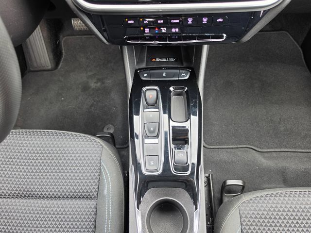 Used 2023 Chevrolet Bolt EUV LT FWD image 31