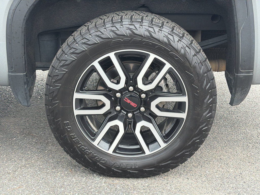 Used 2024 GMC Sierra 1500 AT4 w/ AT4 Premium Package AWD/4WD image 25