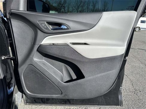 Used 2023 Chevrolet Equinox LS w/ Driver Confidence II Package image 22