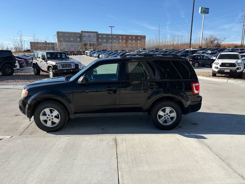 Used 2010 Ford Escape XLT image 6