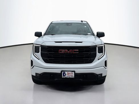 Used 2024 GMC Sierra 1500 Elevation RWD image 2