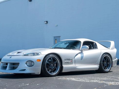 Used 1999 Dodge Viper GTS image 2