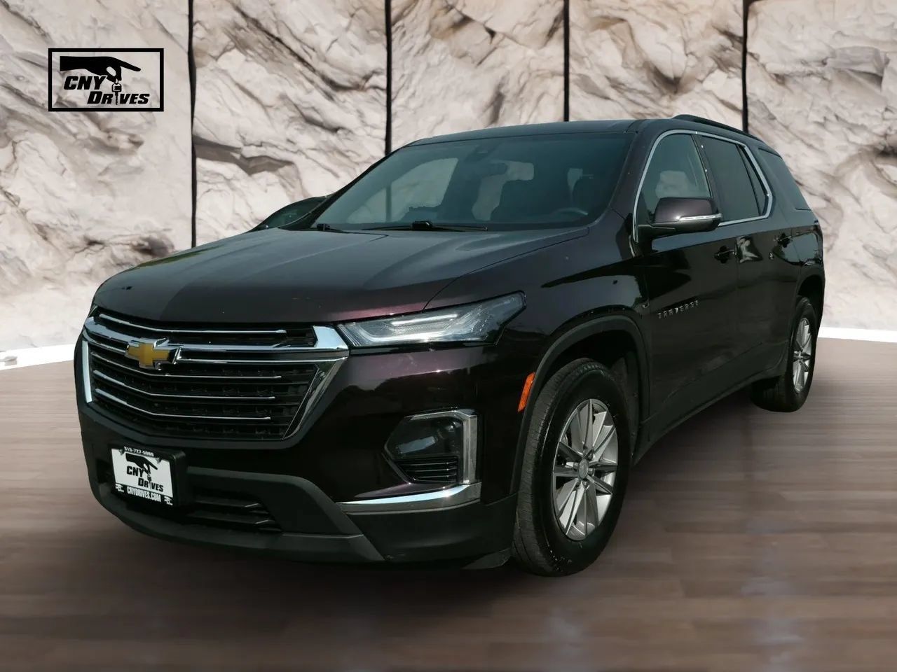 Used 2022 Chevrolet Traverse LT AWD/4WD image 1