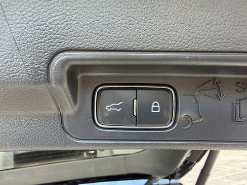 Used 2025 Ford Explorer ST AWD/4WD image 45