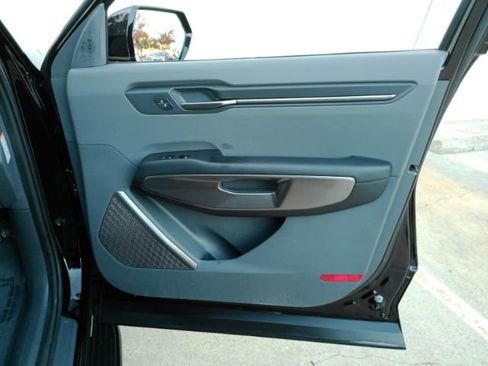 Used 2024 Kia EV9 Light image 18