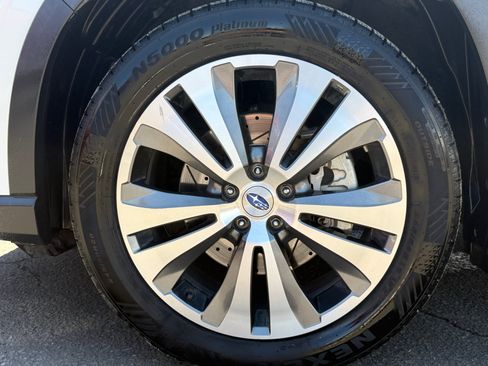 Used 2020 Subaru Ascent Limited w/ Technology Package AWD/4WD image 11