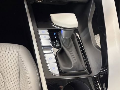 New 2026 Hyundai Elantra Limited FWD image 39