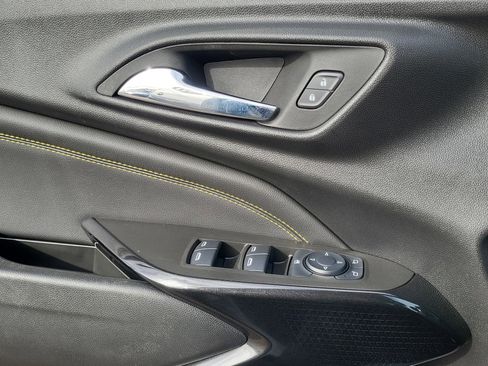 Used 2024 Chevrolet Trax LT w/ Driver Confidence Package image 25