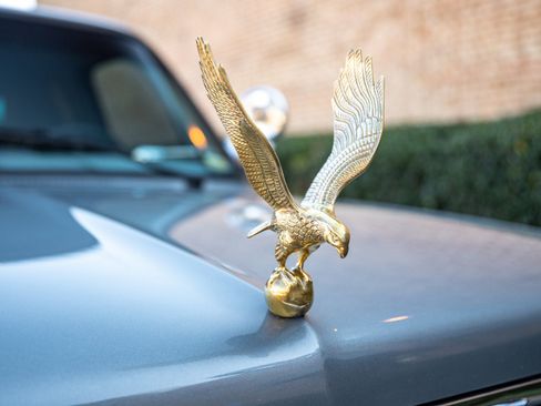 Used 1988 Chevrolet Suburban 2500 image 13