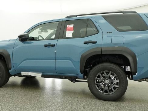 New 2026 Toyota 4Runner SR5 RWD image 20
