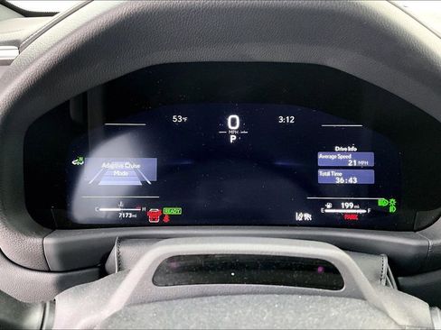 Used 2025 Lexus LX 700h F Sport image 29