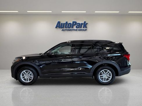 New 2026 Ford Explorer Active AWD/4WD image 4