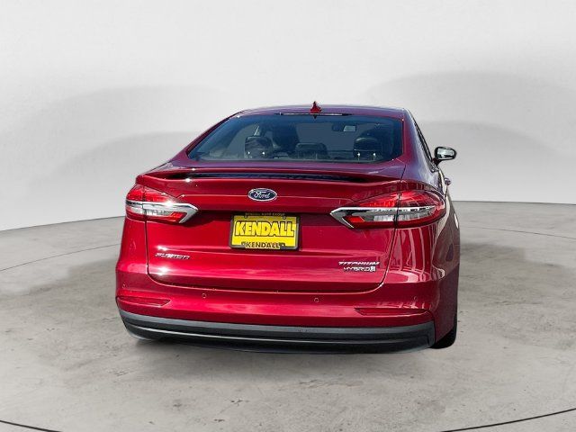 Used 2019 Ford Fusion Titanium FWD image 6