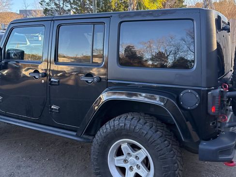 Used 2014 Jeep Wrangler Unlimited Rubicon image 6