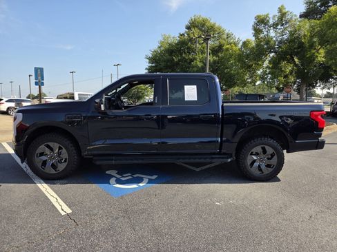 Used 2023 Ford F150 Lightning Lariat AWD/4WD image 9