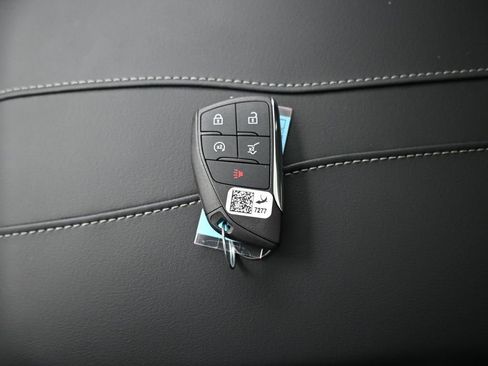 New 2026 Buick Enclave Avenir w/ Super Cruise Package image 19