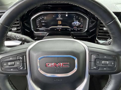 Used 2025 GMC Sierra 1500 SLT AWD/4WD image 28