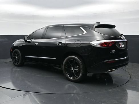 Used 2024 Buick Enclave Essence w/ Experience Buick Package FWD image 7