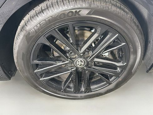 Used 2026 Toyota Camry SE w/ Convenience Package FWD image 11