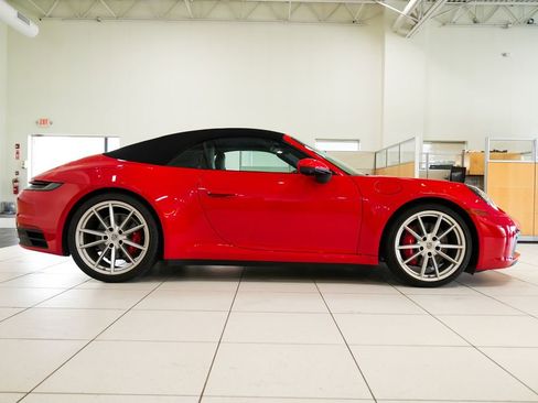 Used 2024 Porsche 911 Carrera S RWD image 21