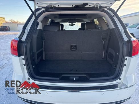 Used 2014 Buick Enclave Leather image 9