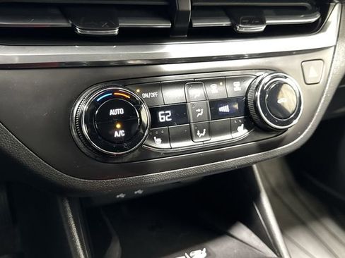 Used 2024 Buick Envista Preferred w/ Convenience I Package image 19