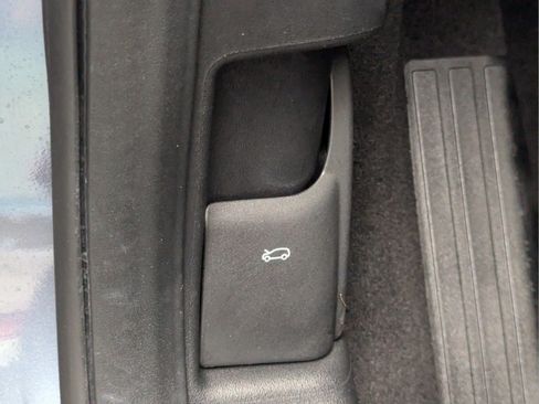 Used 2023 Land Rover Discovery Sport S AWD/4WD image 14
