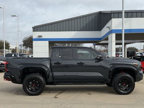 Used 2025 Toyota Tacoma TRD Pro image 3