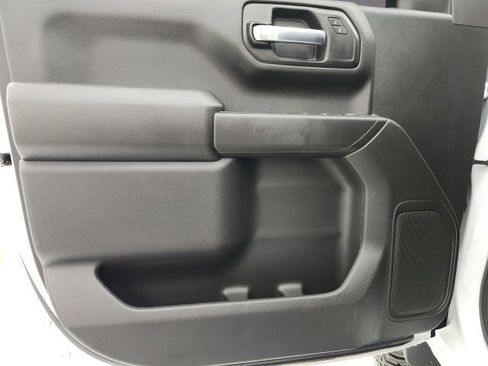 Used 2025 Chevrolet Silverado 1500 Custom image 45