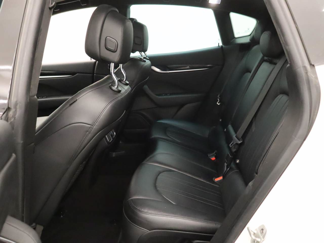 Used 2023 Maserati Levante Modena AWD/4WD image 18