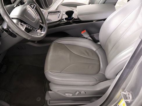 Used 2021 Lincoln Nautilus Reserve image 11