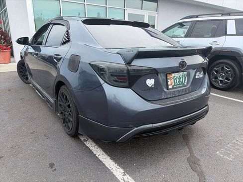 Used 2018 Toyota Corolla SE w/ SE Premium Package FWD image 5