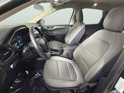 Used 2020 Ford Escape S image 17