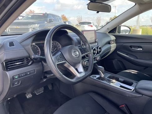 Used 2023 Nissan Sentra SV w/ All-Weather Package image 9