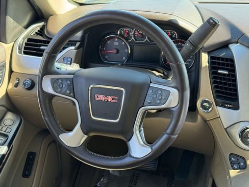 Used 2015 GMC Yukon XL SLT w/ Open Road Package image 20
