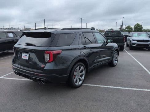 Used 2022 Ford Explorer ST w/ Equipment Group 401A AWD/4WD image 8