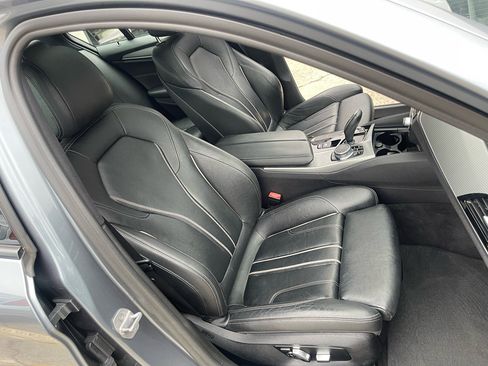 Used 2018 BMW 530i w/ M Sport Package image 19