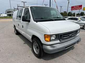 Used 2006 Ford E-150 and Econoline 150 image 1