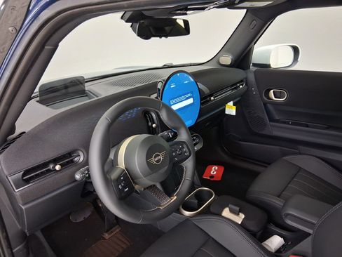 New 2026 MINI Cooper S image 2