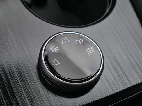 New 2026 Nissan Rogue Platinum image 15